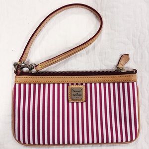 Dooney & Bourke Summer Wallet / Wristlet
